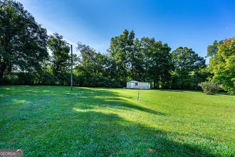 131 Twelve Oaks Dr, Lagrange, GA 30241 photo 3