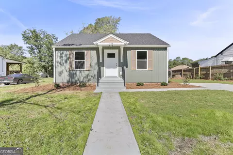 106 White St, Hogansville, GA 30230