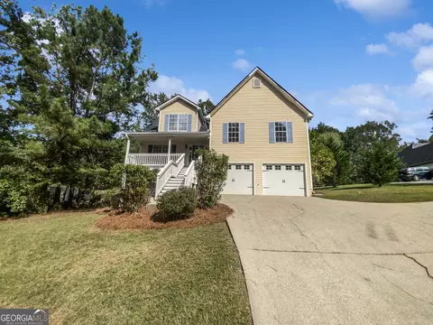 7956 Tower Dr, Douglasville, GA 30134
