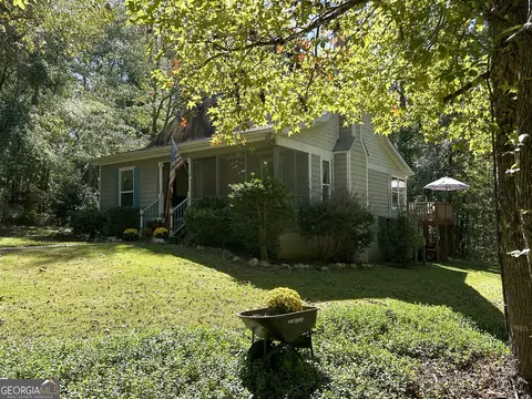 98 Riverview Rd, Jackson, GA 30233