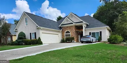 1035 Chippewa Oak Dr, Dacula, GA 30019