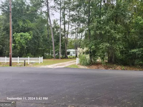 229 Seventh St, Meldrim, GA 31318