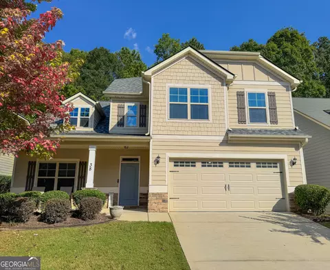 38 Seabiscuit Ct, Newnan, GA 30263