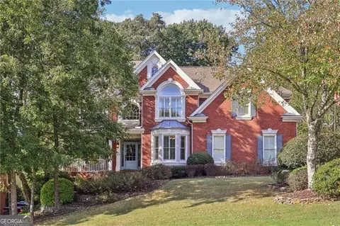 5695 Buck Hollow Dr, Alpharetta, GA 30005