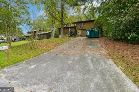 45 Windgate Dr, Riverdale, GA 30274