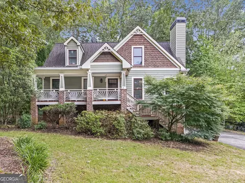 5191 Skyline Dr, Stone Mountain, GA 30083
