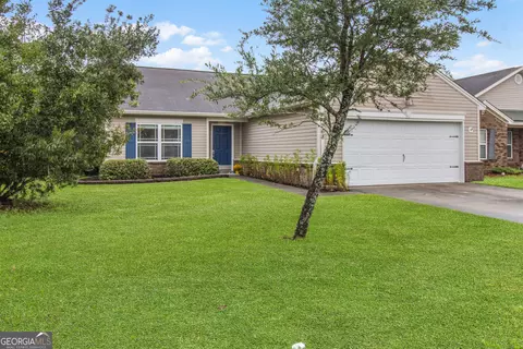 168 Lakepointe Dr, Savannah, GA 31407