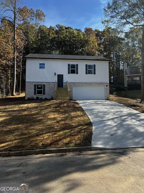 79 Paces Lakes Pt, Dallas, GA 30157