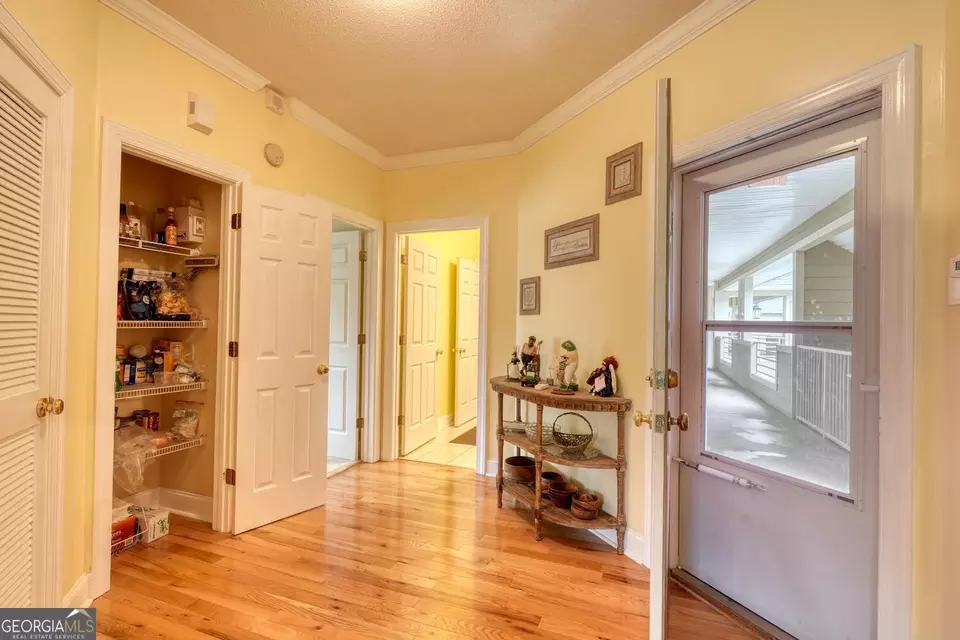 Entry Way - 92 Gleneagle Ct #B301, Clayton, GA 30525 photo 4 of 4