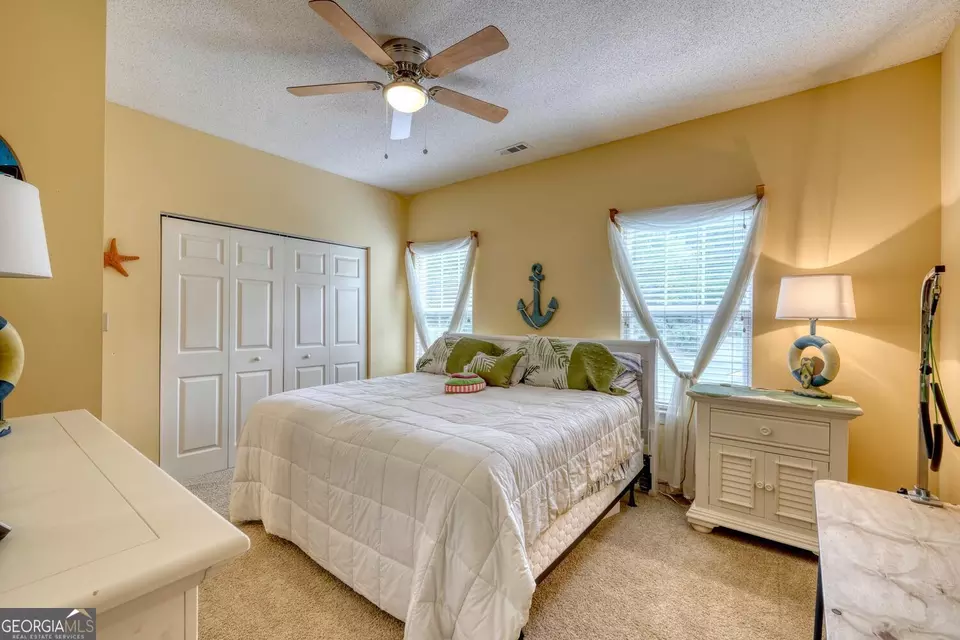 Bedroom - 92 Gleneagle Ct #B301, Clayton, GA 30525 photo 2 of 5