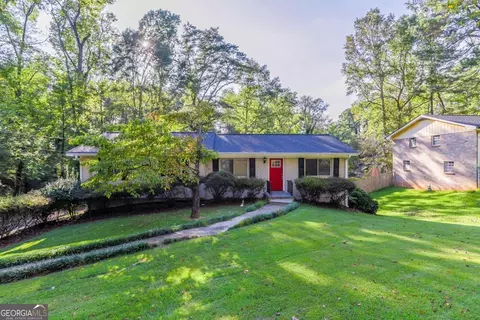 4323 Autumn Hill Dr, Stone Mountain, GA 30083