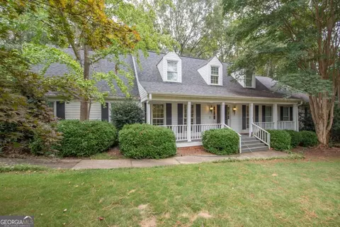 702 Camellia Dr, Lagrange, GA 30240 photo 2