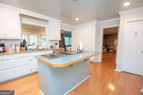 702 Camellia Dr, Lagrange, GA 30240 photo 10