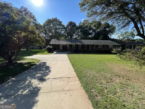 3010 Maple Rd SE, Lindale, GA 30147