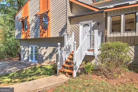 755 Starmist Ct NE, Kennesaw, GA 30144