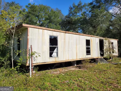 385 Ponderosa Rd, Lyons, GA 30436