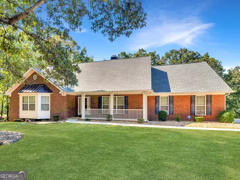1036 Locust Rd, Locust Grove, GA 30248