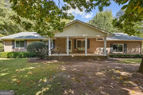 10 Westminister Village Blvd, Sharpsburg, GA 30277