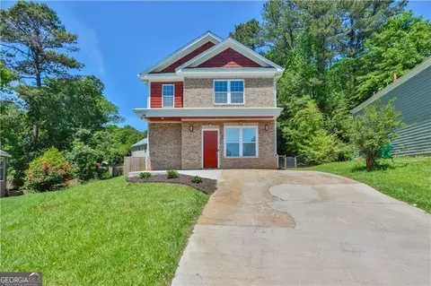 836 Leland Ct, Stone Mountain, GA 30083