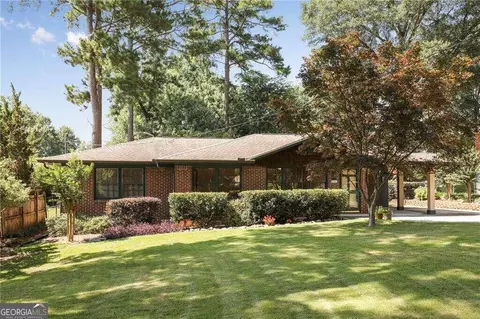 2723 Fairlane Dr, Atlanta, GA 30340