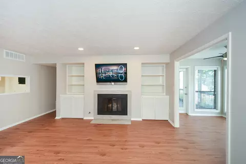 307 Park Ridge Cir, Marietta, GA 30068