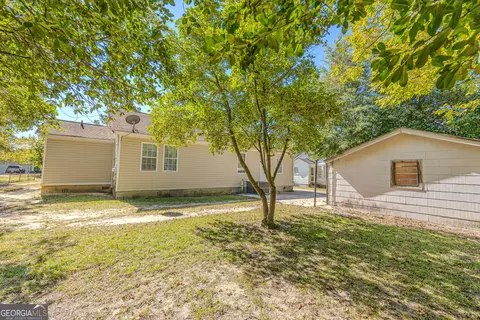 809 Highland Ave, Dublin, GA 31021 photo 15