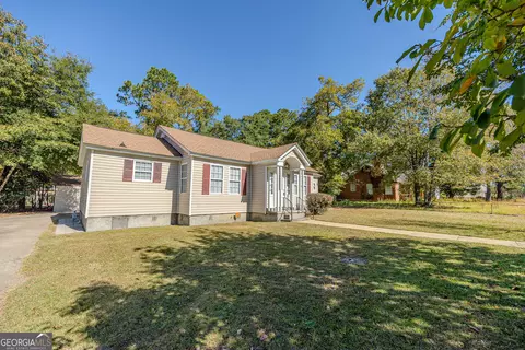809 Highland Ave, Dublin, GA 31021 photo 7