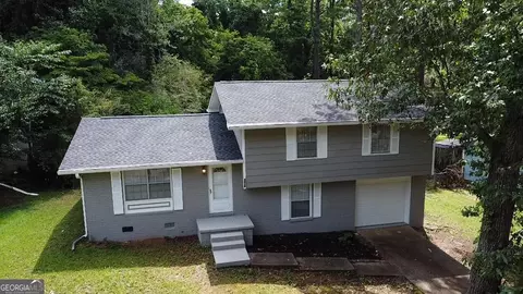 8918 Ashwood Dr, Riverdale, GA 30274