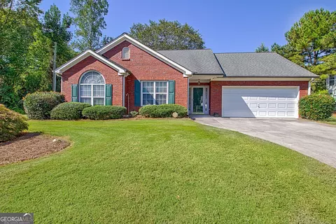 185 Cloverwood Dr, Fayetteville, GA 30215