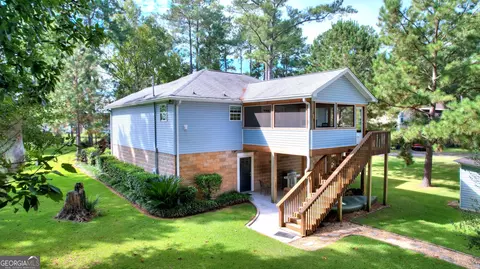 Exterior - 123 Entreken Rd, Cobb, GA 31735 photo 2 of 19