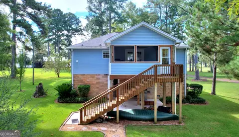 Exterior - 123 Entreken Rd, Cobb, GA 31735 photo 3 of 19