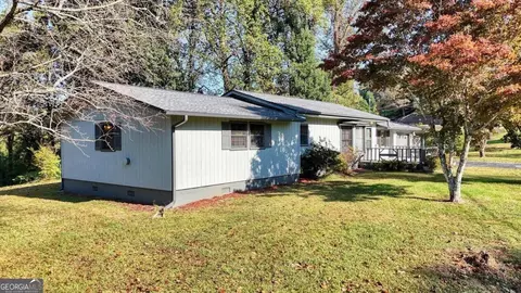 249 Bell St, Hiawassee, GA 30546