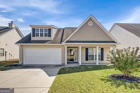67 Hill Top Cir, Grantville, GA 30220