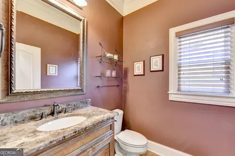 Bath - 8190 Prestwick Cir, Duluth, GA 30097 photo 1 of 10