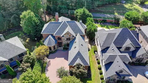 View/Area - 8190 Prestwick Cir, Duluth, GA 30097 photo 2 of 6