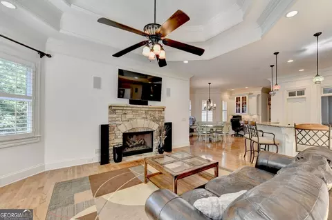 Living - 8190 Prestwick Cir, Duluth, GA 30097 photo 7 of 9