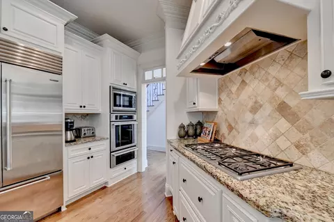 Kitchen - 8190 Prestwick Cir, Duluth, GA 30097 photo 10 of 10
