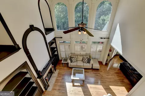 Living - 8190 Prestwick Cir, Duluth, GA 30097 photo 1 of 9