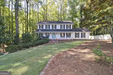 1307 Arlene Ct SW, Lilburn, GA 30047