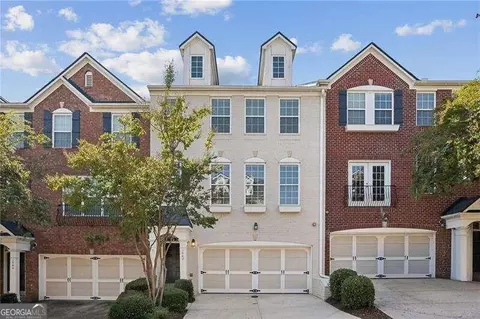 1562 Oakdale Bluffs Dr SE, Mableton, GA 30126