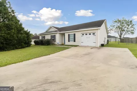 9020 Whispering Pines Blvd, Statesboro, GA 30458