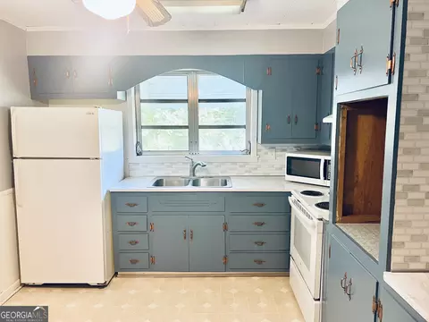 2307 31st St, Valley, AL 36854 photo 4