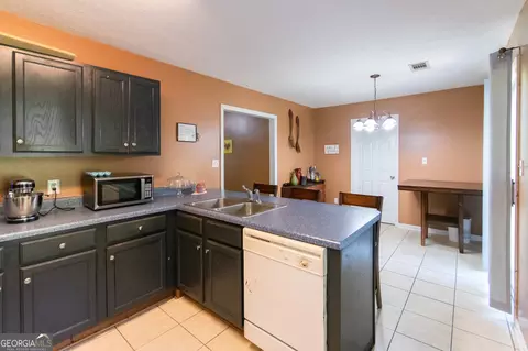 444 Hampton Green Dr, Lagrange, GA 30240 photo 16