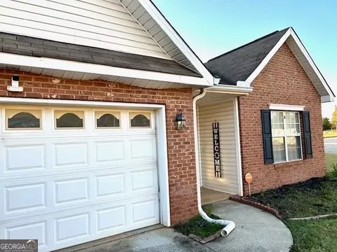 106 Hatchbend Ct, Warner Robins, GA 31088