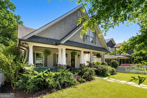152 Maediris Dr, Decatur, GA 30030