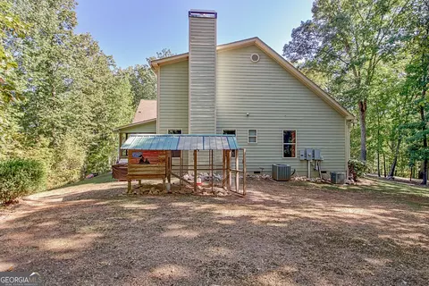 Exterior - 205 Carson Rd, Brooks, GA 30205 photo 25 of 34