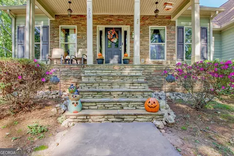 Exterior - 205 Carson Rd, Brooks, GA 30205 photo 7 of 34