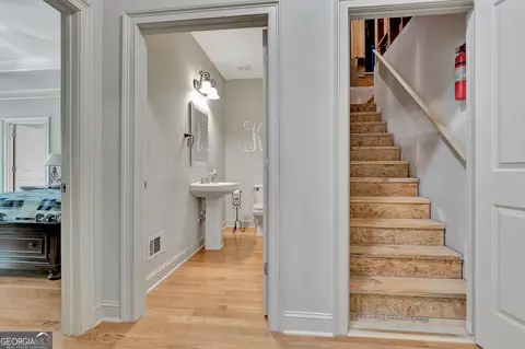 Entry Way - 205 Carson Rd, Brooks, GA 30205 photo 7 of 10
