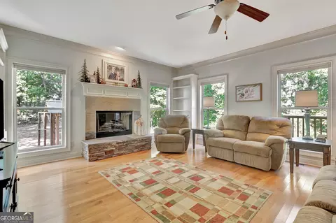 Living - 205 Carson Rd, Brooks, GA 30205 photo 2 of 4