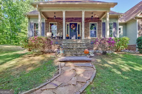 Exterior - 205 Carson Rd, Brooks, GA 30205 photo 6 of 34